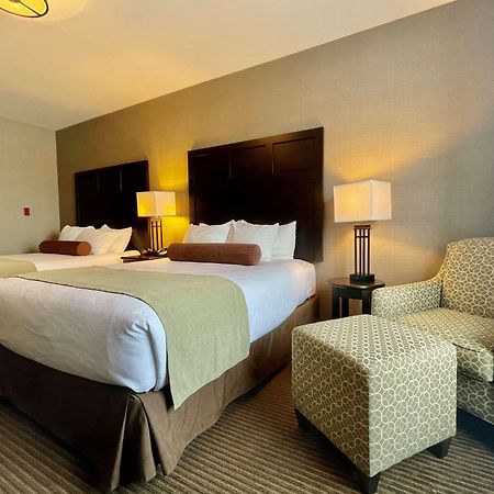 Best Western Plus Okotoks Inn & Suites Exterior photo